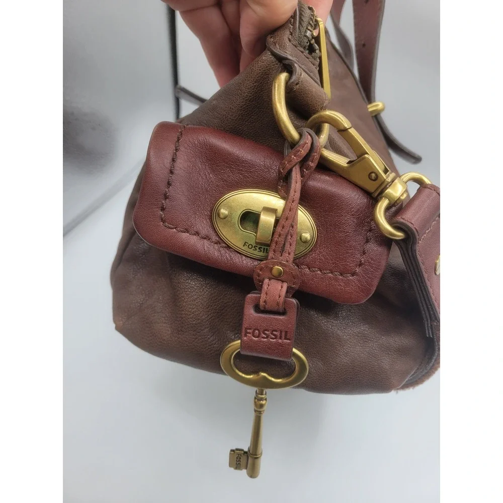 Fossil item has